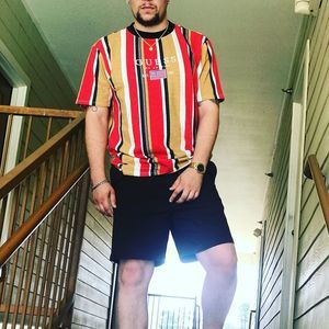 Meet your Posher, Victor